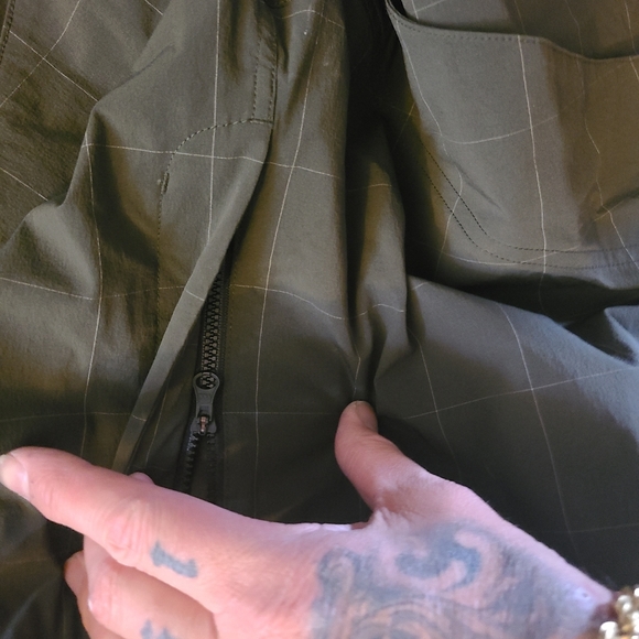 Track Suit By Nike Tech Woven 2.0 Very Watter Resistant. Olive Green - Picture 2 of 10